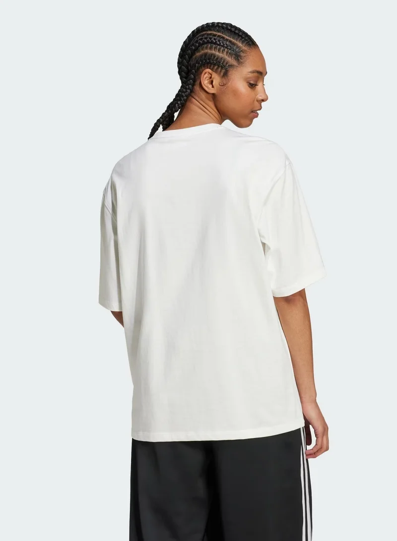 adidas Originals Essential Boyfriend T-Shirt