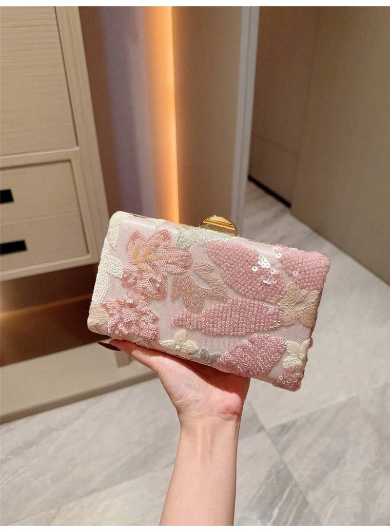 شنطة سهرة نسائية كلتش مطرزة بالخرز والترتر تصميم فاخر للمناسبات - Image 1