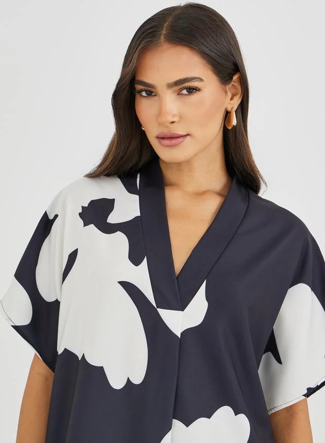 Styli Floral Print Batwing Sleeve V-Neck Maxi Dress