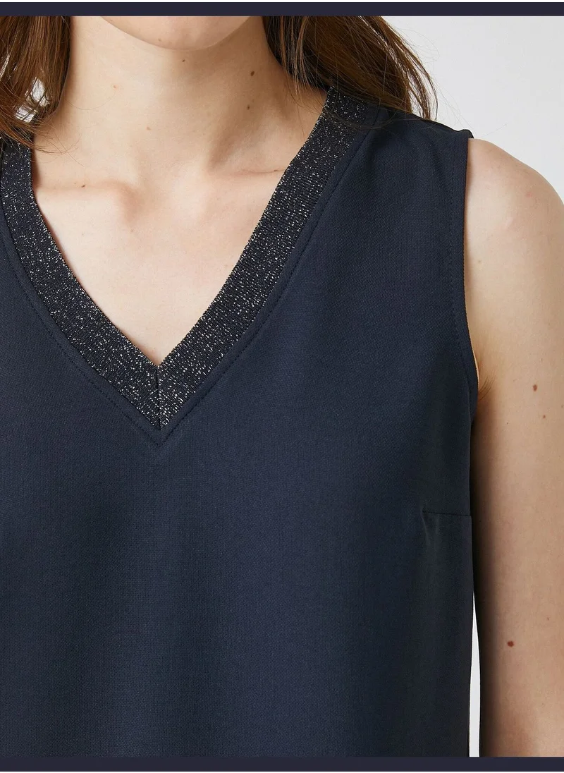 كوتون V Neck Tank Top