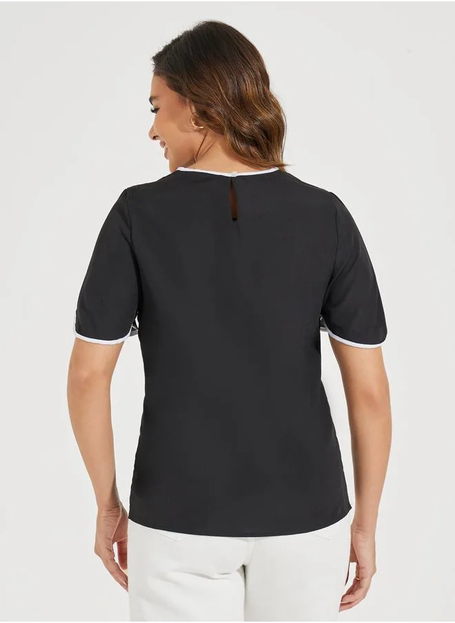 Styli Contrast Piping Round Neck Woven Blouse