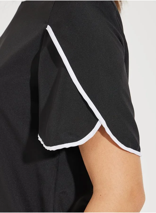 Styli Contrast Piping Round Neck Woven Blouse