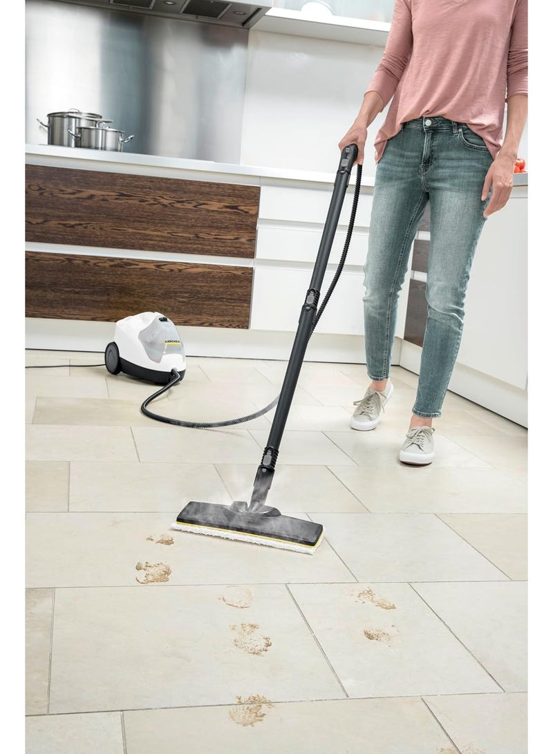 Kärcher منظف بخار SC 4 EasyFix Iron Kit لتنظيف وتعقيم الأسطح بدون استخدام المواد الكيميائية – مزود بمكواة مدمجة – قدرة 2000 واط – سعة خزان 1.3 لتر – صناعة ألمانية – باللونين الأبيض والأسود. - Image 5