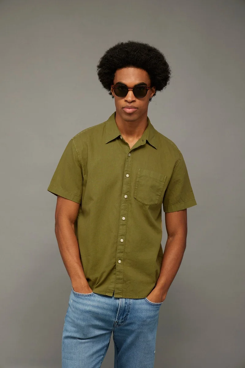 AE Linen-Blend Short-Sleeve Button-Up Shirt