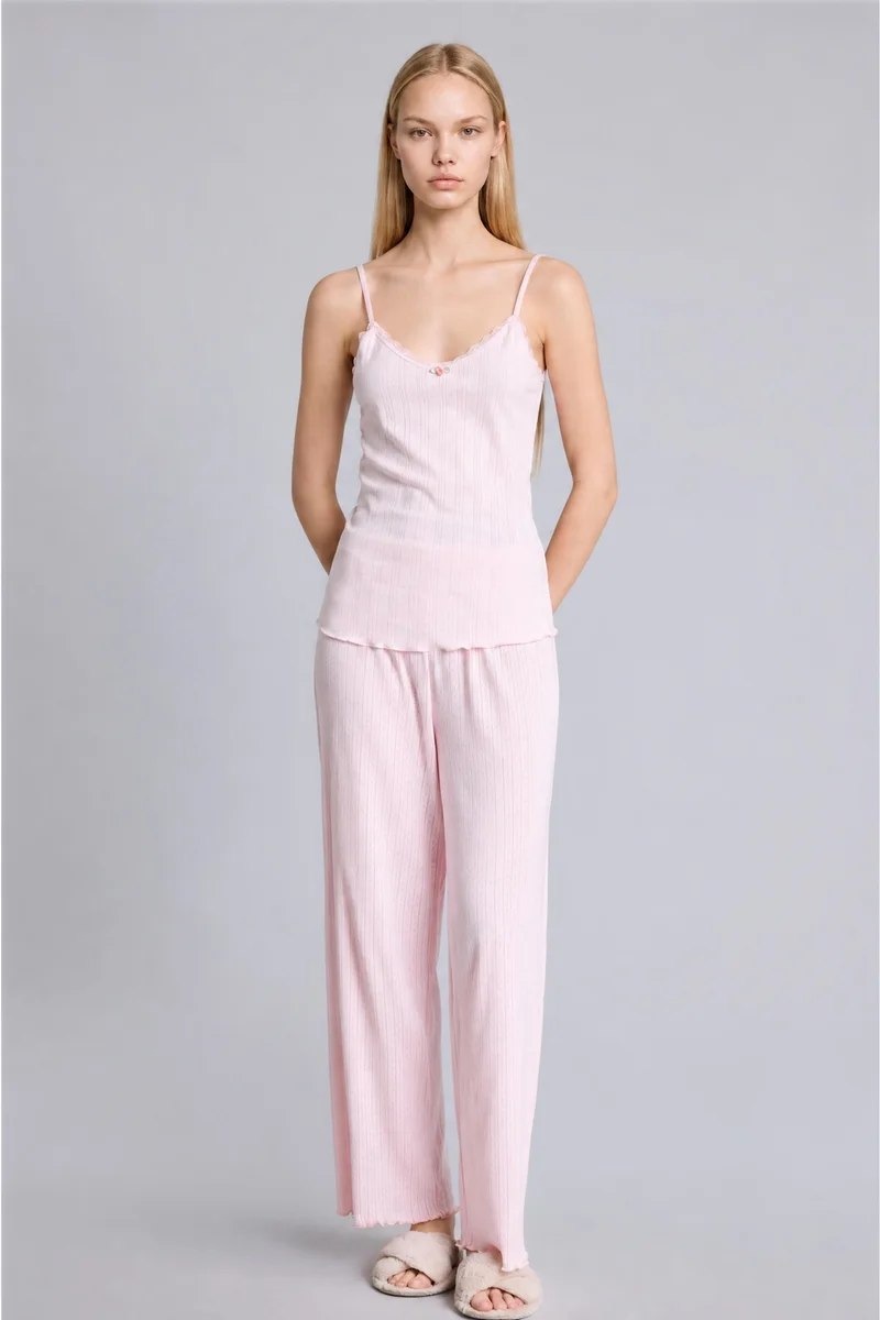 ديفاكتو Woman V-Neck Lace Details Tank Top