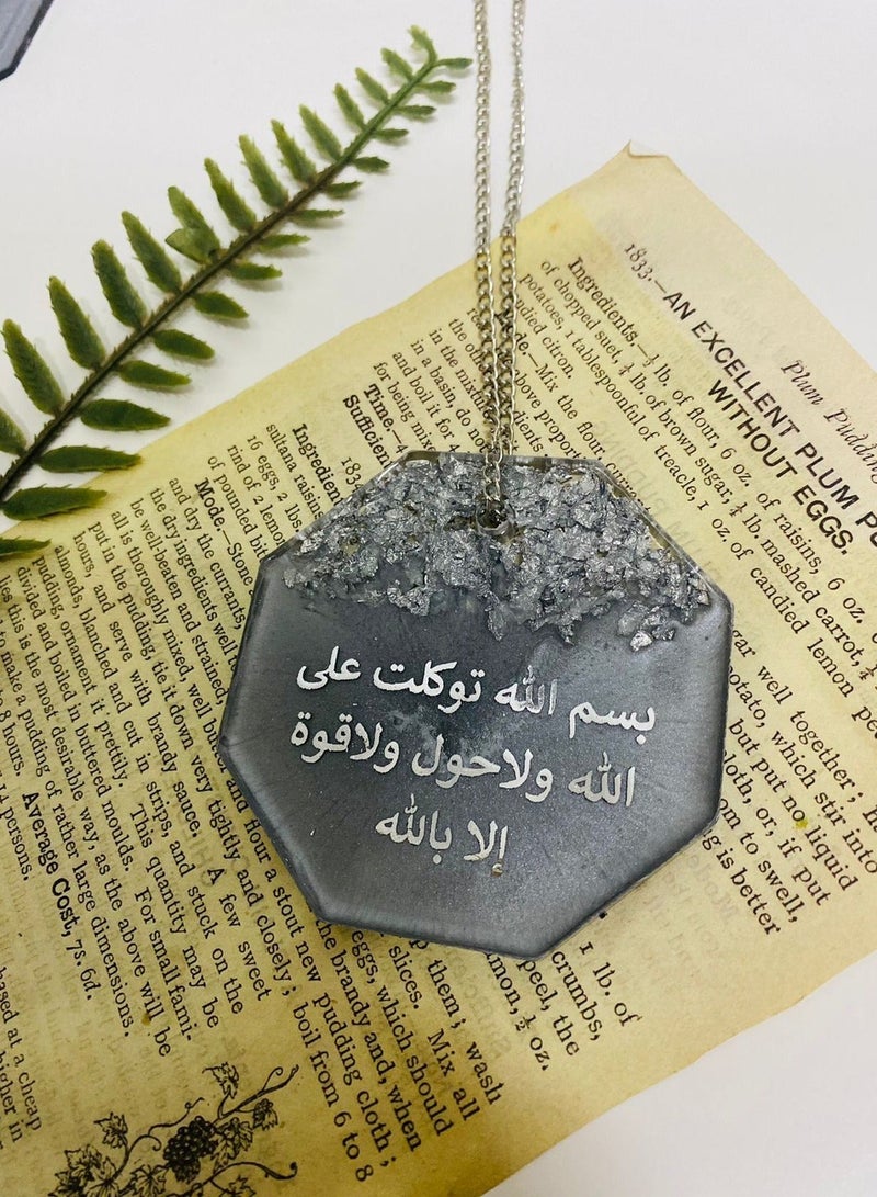 Elegant car decoration mirror pendant and two sides embroidered with silver paper from luxurious resin - Image 4