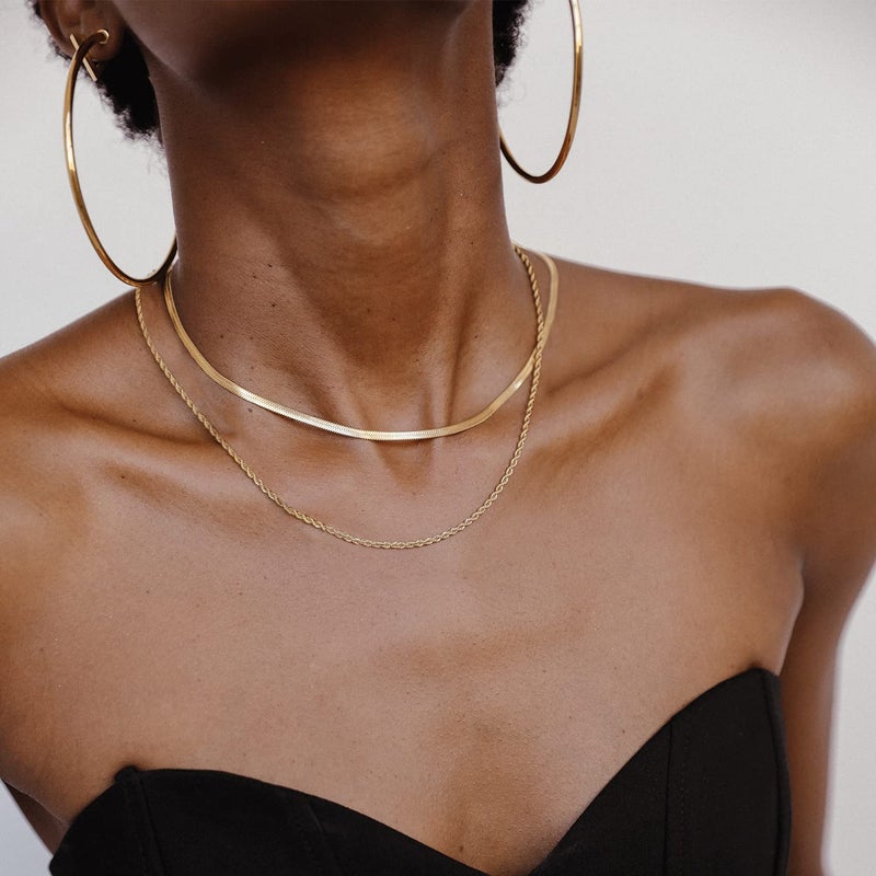 Hey Harper Gold Layered Herringbone Necklace For Women Nassau Set - Waterproof Sweatproof Non Tarnish Jewerly Gift for Women - 14K PVD Layered Stainless Steel Necklace Perfect for Everyday Wear - Image 4