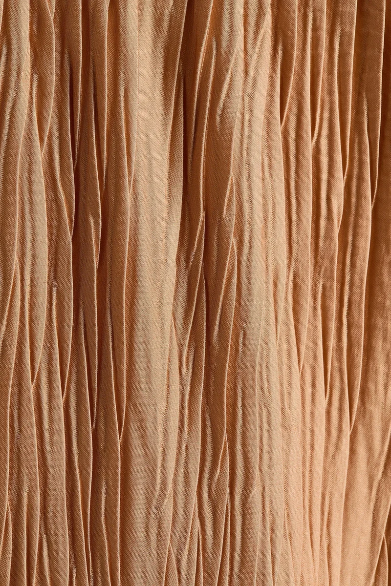 اتش اند ام فستان مجعّد بدون أكمام