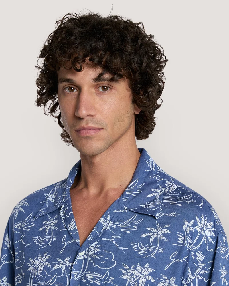 GANT  Gant Relaxed Fit Island Print Shirt for Men | Best Price UAE