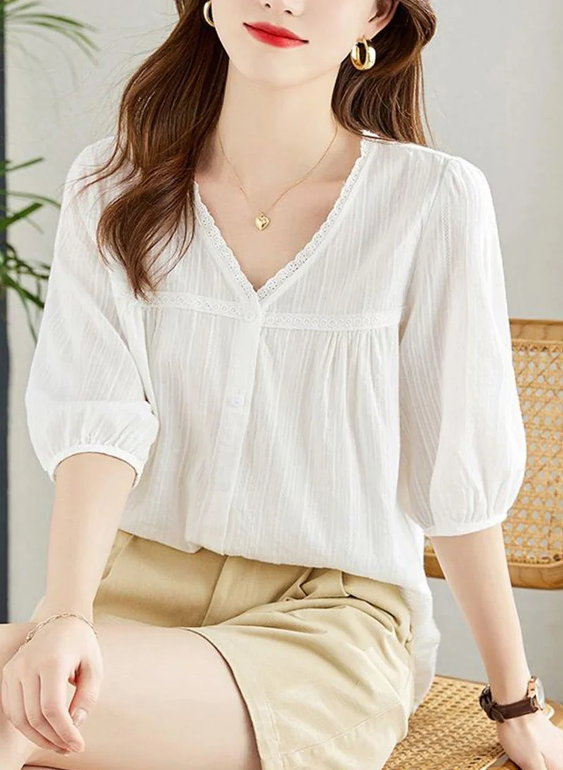 YUNIQEE White V-Neck Three-Quarter Sleeves Solid Top