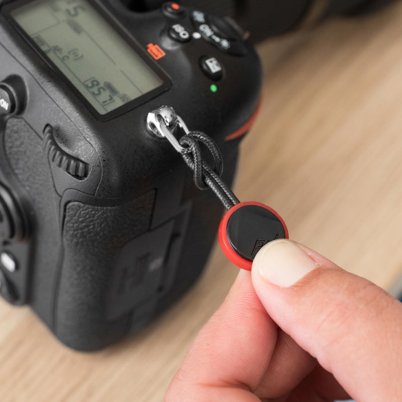 Peak Design Anchor Links, Includes 2 Links and 4 Anchors, Fits Standard/OEM Camera Straps, Low Profile, Quick and Secure, Easy Attach to Cameras, Binoculars and More, 200 lb Capacity - Image 4