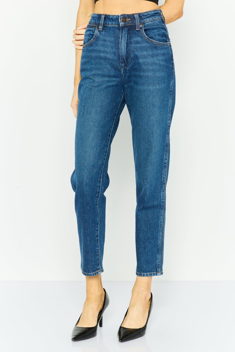 Wrangler Women Regular Fit Straight Leg Washed Stretchable Jeans, Blue - Image 1