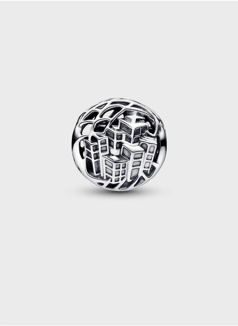 PANDORA Marvel Spider-Man Soaring City Charm