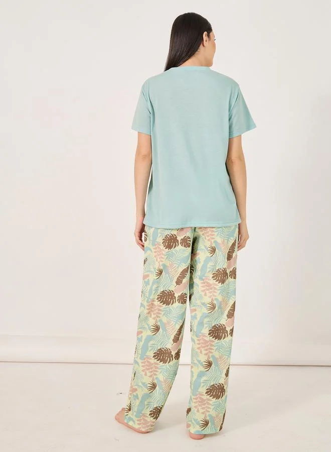 Styli Self Love Graphic T-Shirt and Leaf Print Pyjama Set