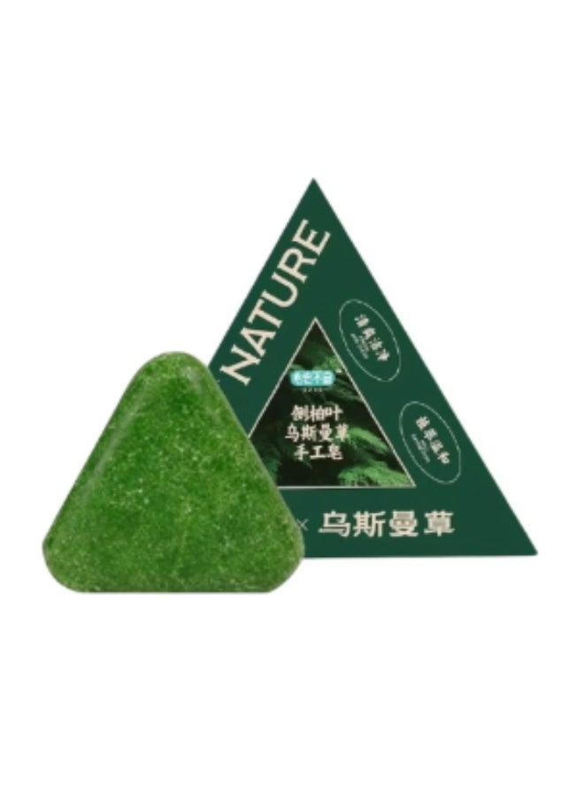 The Green Triangle soap contains 12 herbs that are 100% natural to nourish the hair and combat dandruff.