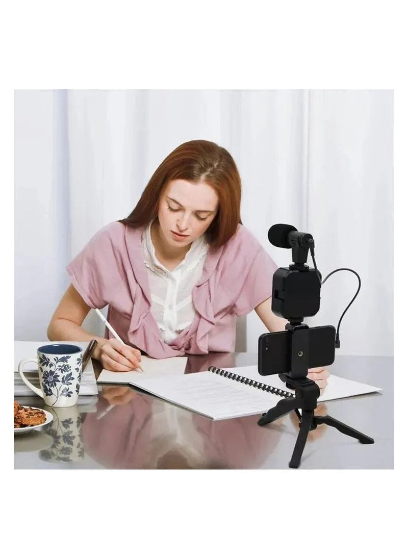Generic - 3-in-1 Mobile Holder Set with LED Ring Light and Microphone – Perfect for Vlogging, Live Streaming, and Video Calls - Image 1
