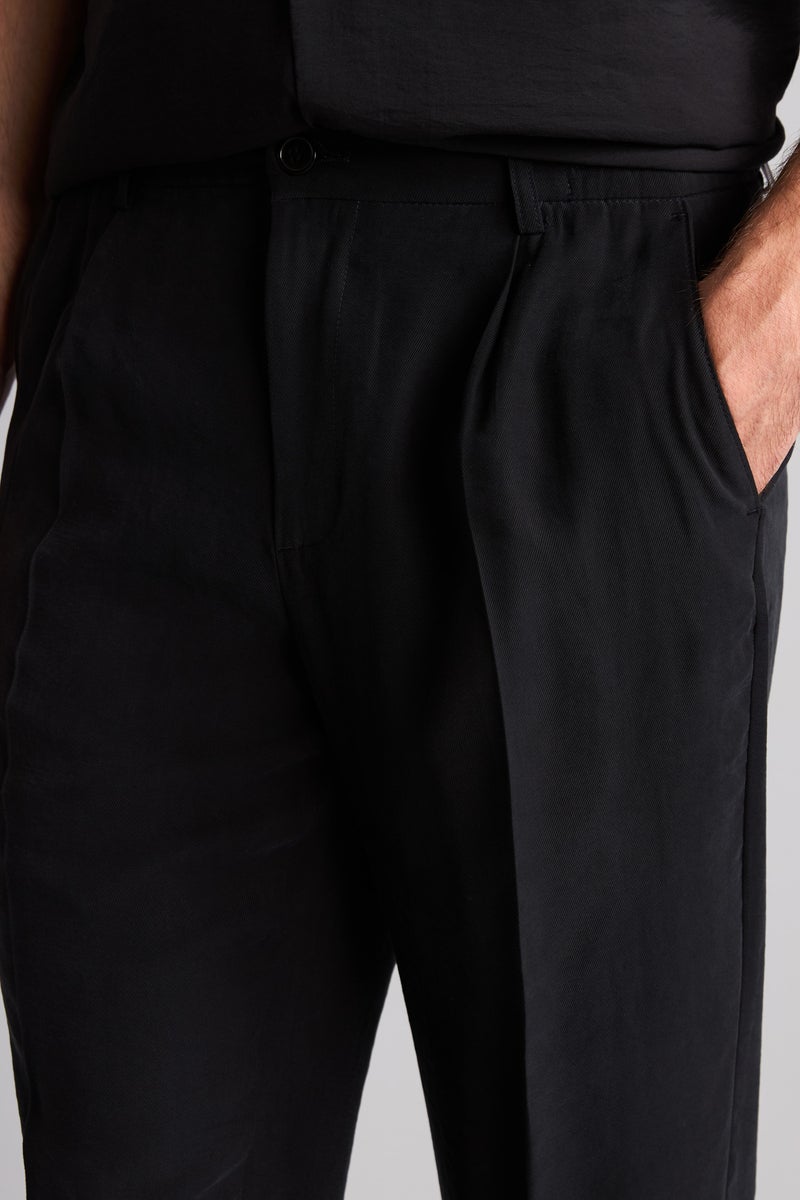 DeFacto Black Man Baggy Fit Black Trousers Casual - Image 4