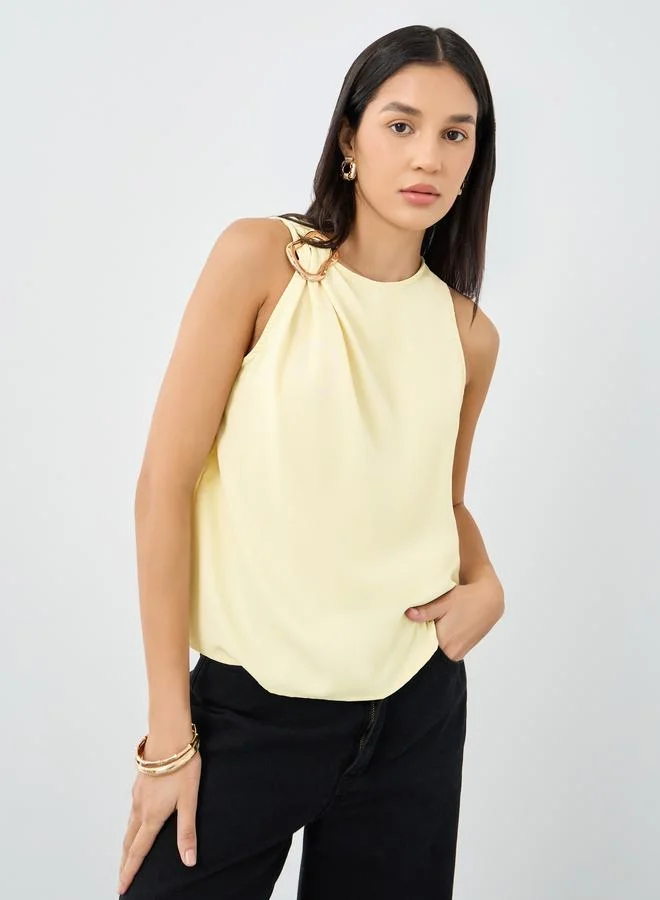Styli Styli Yellow Sleeveless Blouse with Buckle Detail