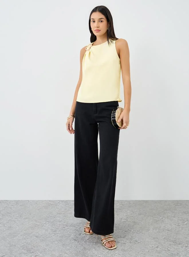 ستايلي Styli Yellow Sleeveless Blouse with Buckle Detail