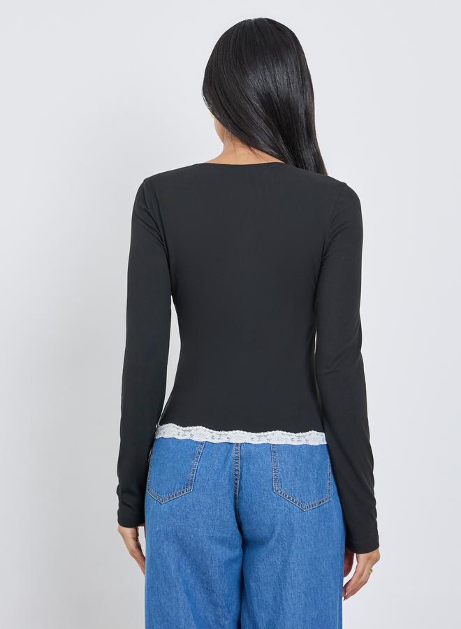 ستايلي بلوزة محبوكة بأكمام طويلة وياقة مربعة سوداء - Image 4