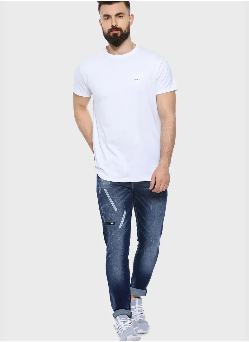 Campus Sutra Distressed Slim Fit Jeans