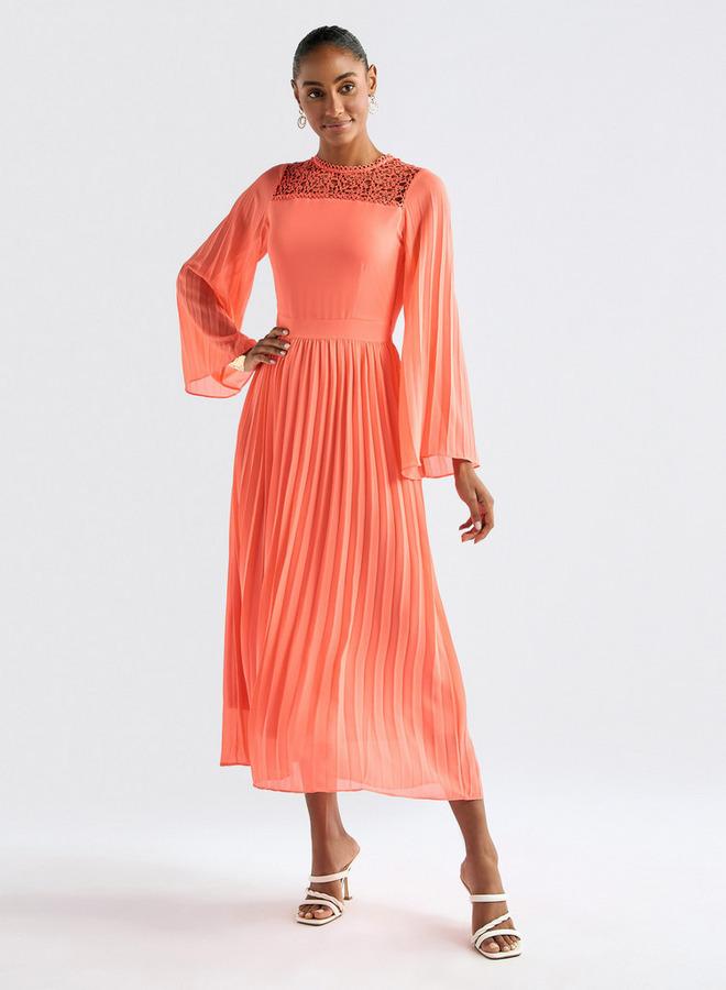 سبلاش فيڤ فستان بأكمام واسعة وتفاصيل دانتيل - Image 2