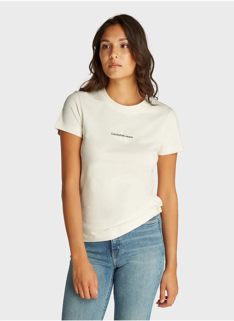 كالفن كلاين جينز MONOLOGO SLIM TEE