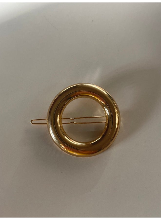 Urban Jewel Chunky Circle Hair Clip - Image 1