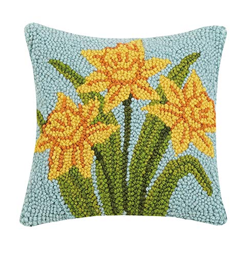 Peking Handicraft Peking Handicraft 30JES1593C10SQ Daffodil Hook Pillow 10inch Square Wool and Cotton 