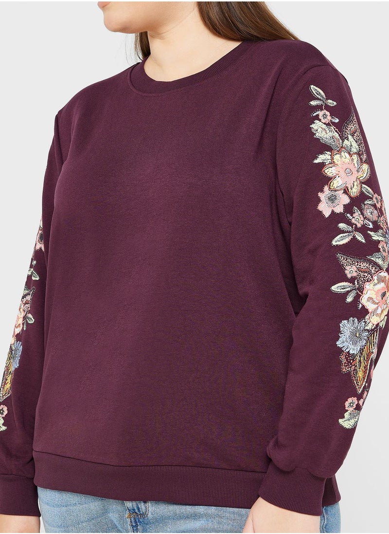 Only Carmakoma - Crew Neck Printed Sweatshirt - Image 1