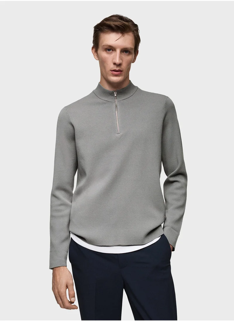 مانجو مان Zipped High Collar Sweater