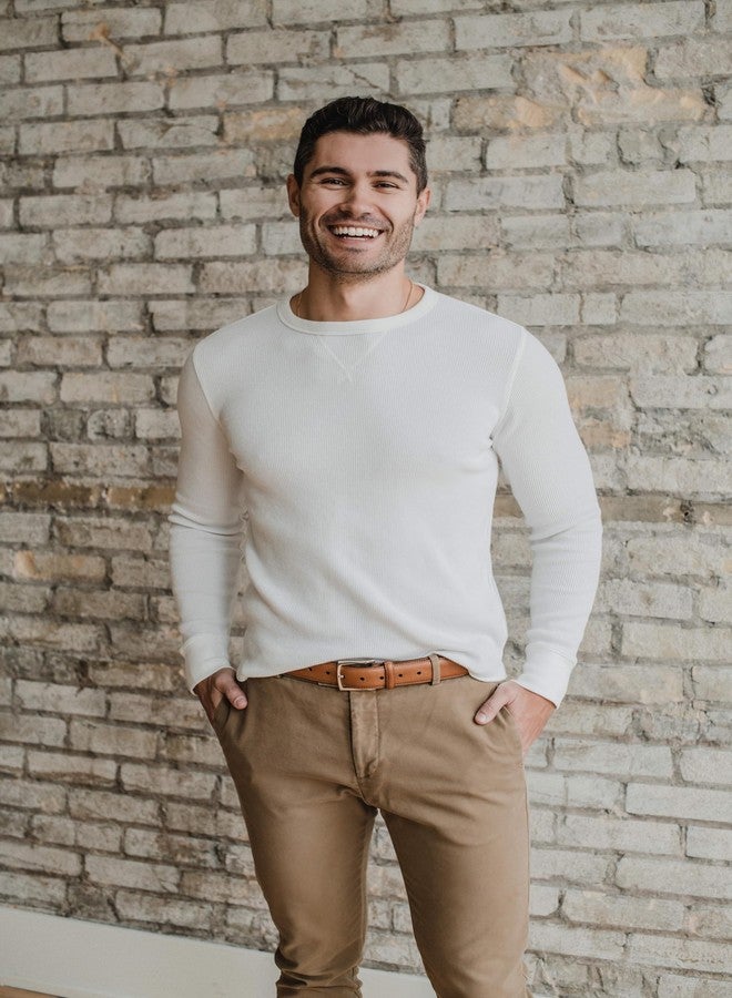 فينس كاموتو أحزمة فينس كاموتو للرجال | حزام أسود 35 مم بتفاصيل خياطة على الحافة وإبزيم مطلي بالنيكل | حزام من الجلد الطبيعي مصمم خصيصًا للرجال | ملمس ناعم للجلد | مقاس الحزام 36 - Image 5