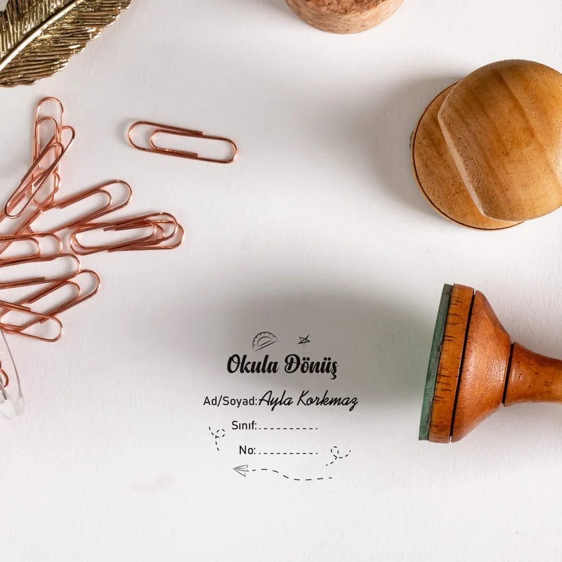 هدية سيبتي Wooden School Label Seal with Gift Basket Back to School Design