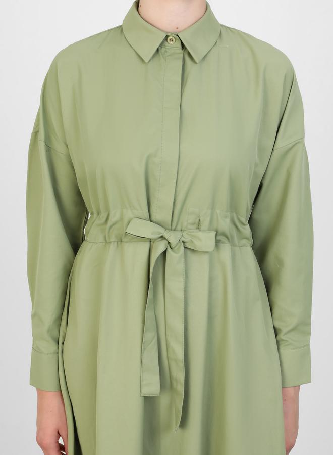 رفقة من مودانيسا فستان ماكسي سادة بأزرار وحزام ربط من رفقة مودانيسا - Image 3