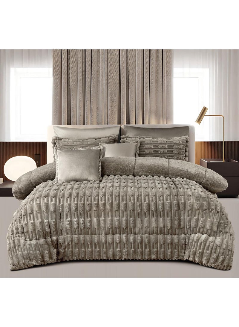 مون مفرش حشو. مخمل على فرو وجهين                  نفرين * 1 لحاف مقاس 220*240سم  1 شرشف مغاط 200*200+30سم  4 تلبيس مخده 50*75سم  2 تلبيس خداديه 45*45سم