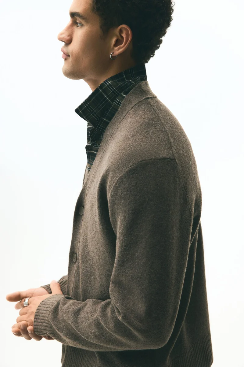 H&M  Regular Fit Brushed cardigan for Men | Best Price UAE