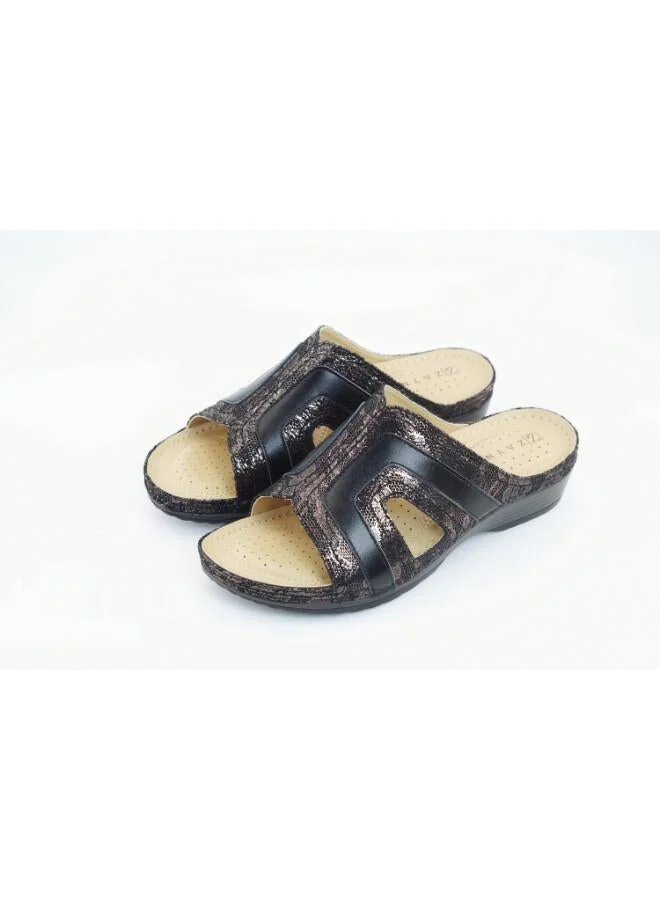Zayna 221-3154 Zayna Woman Textured Double Strap Sandals 88998-36 Black