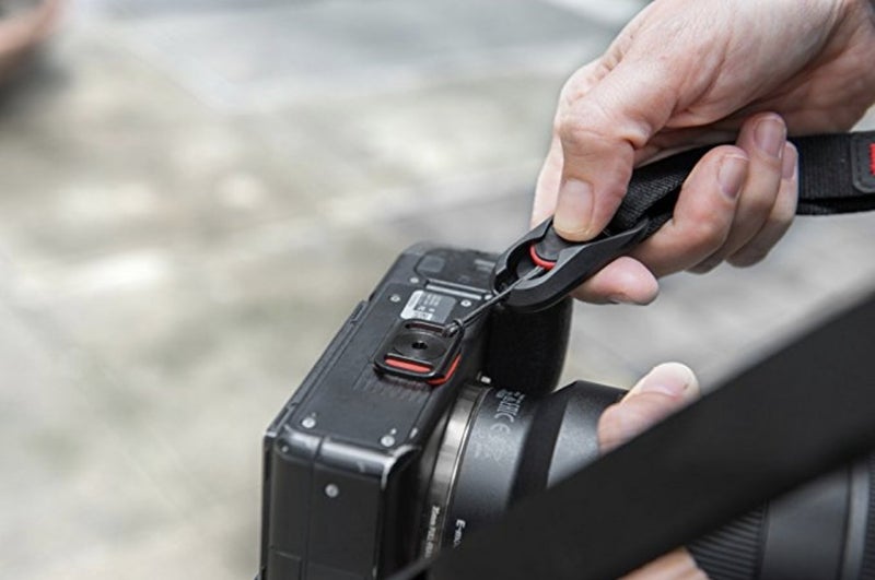 Peak Design Anchor Connectors for Peak Design Straps (4-Pack, 4th Generation) - Image 3