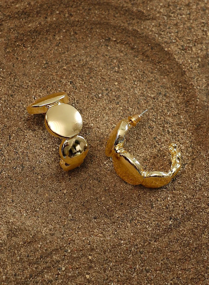SOHI SOHI Women The Orb Hoop Earrings | California  Colour | One-Size | Metallic Alloy Material | Push Back Closure | Half-Hoop Earrings For Casual & Evening Wear