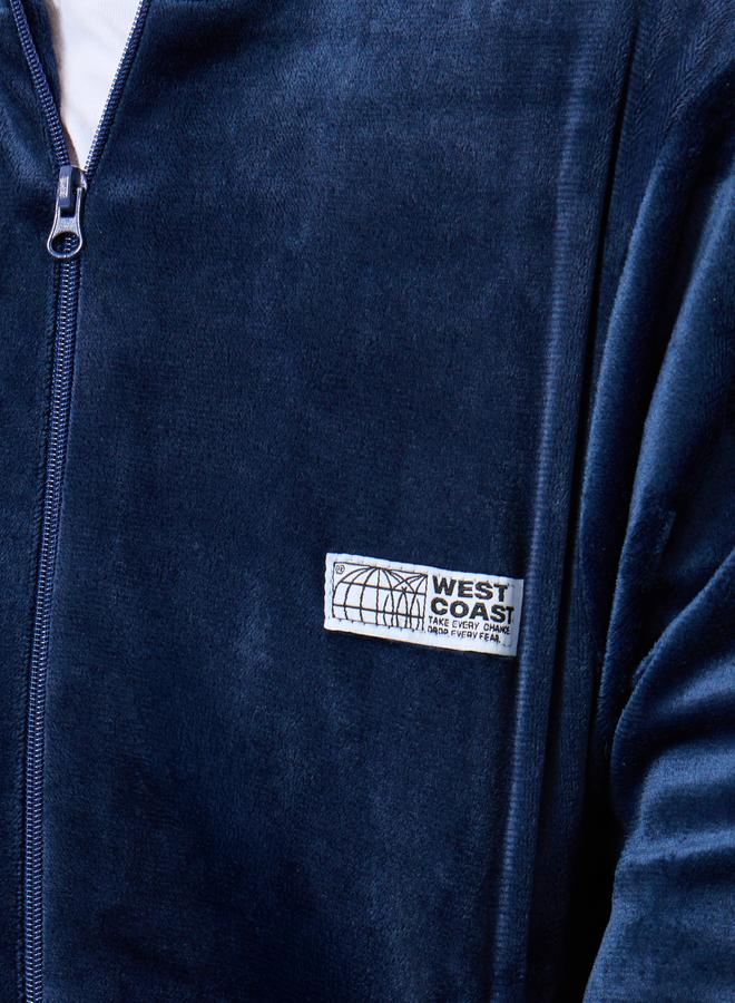 Styli Boys Navy Velvet Zip-Up Jacket with Badge Detail - Image 3