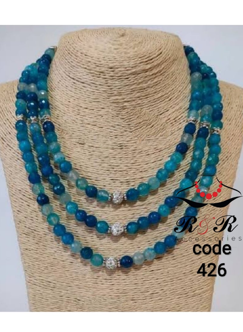 R&R Multi-layered women's necklace of natural agate