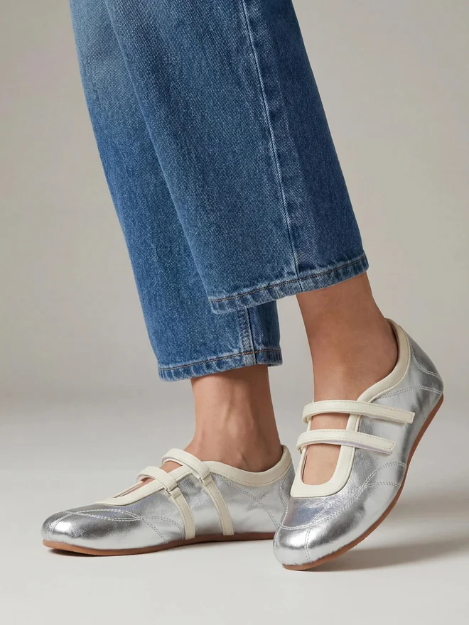 Styli  Styli Lace-Up Court Sneakers for Women | Best Price UAE