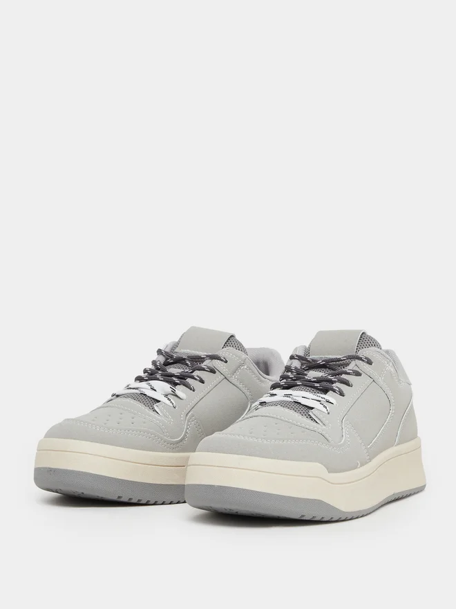Styli Styli Lace-Up Court Sneakers