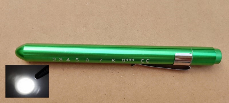 LED Diagnostic Penlight Pupil Oral Exam Clip Torch Green-white light Green-white light