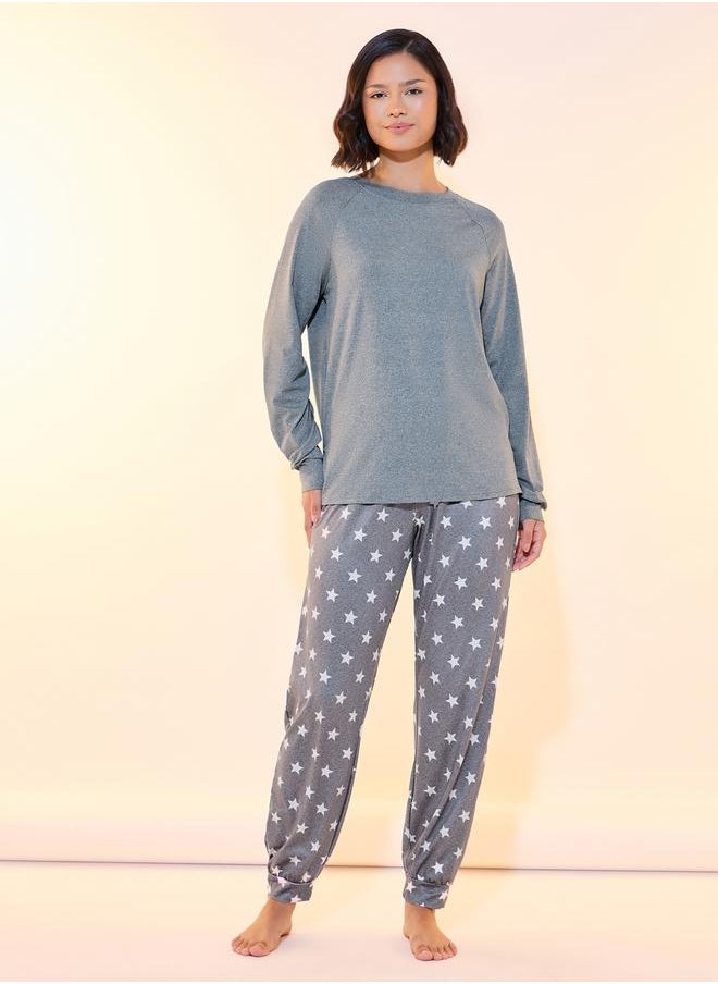 Styli - Plain Long Sleeve T-Shirt & Star Print Cuffed Pyjama Set - Image 1