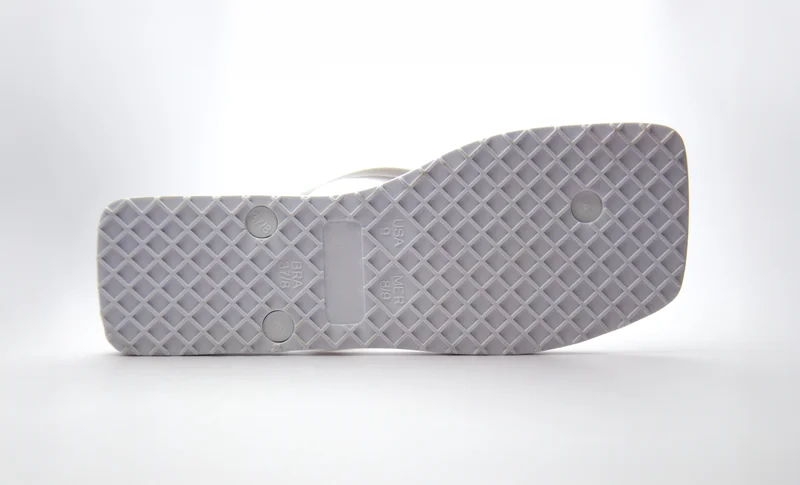 Voices Slim Sardenha Women'S Flip Flops With Square Shape Printed Sole - White