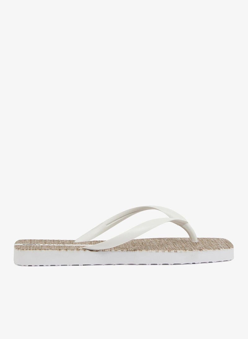 Voices Slim Sardenha Women'S Flip Flops With Square Shape Printed Sole - White - Image 1