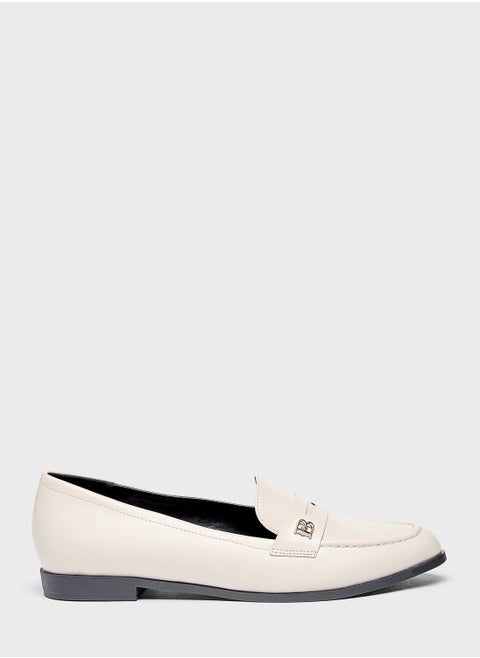 Essential Slip Ons