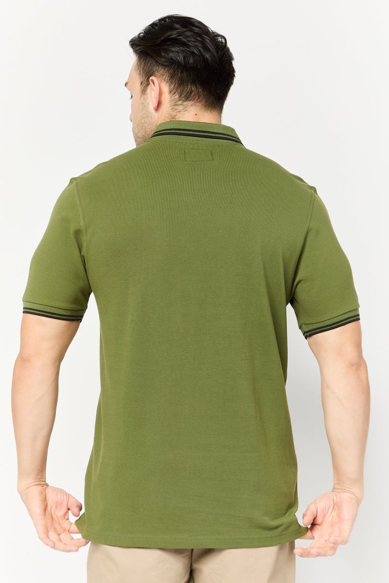 Men Regular Fit Textured Short Sleeves Polo Shirts, Olive