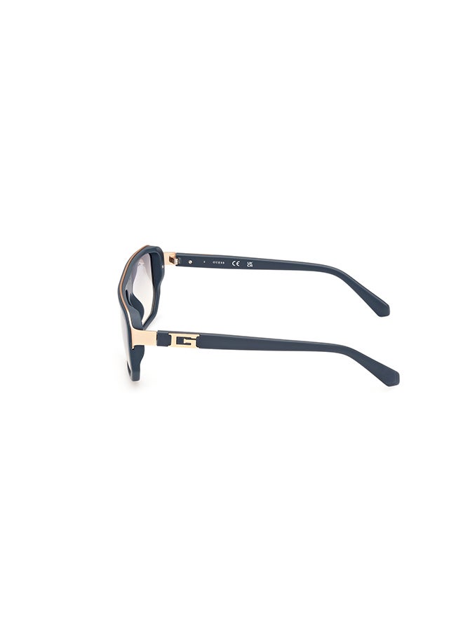 GUESS Men's UV Protection Cat Eye Sunglasses - GU0012420C59 - Lens Size: 59 Mm - Image 2
